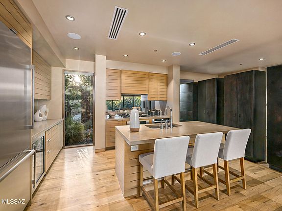 Tucson, Arizona, 85739, United States, 2 Bedrooms Bedrooms, ,3 BathroomsBathrooms,Residential,Forsale,2004442