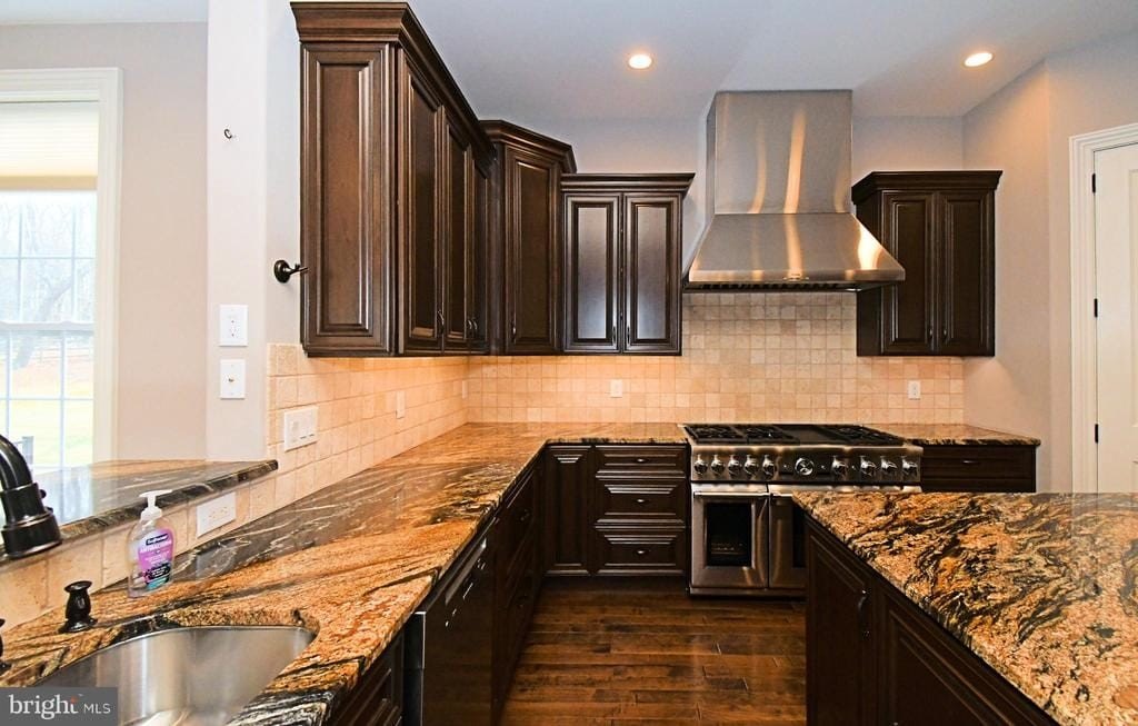 NEWTOWN, Pennsylvania, 18940, United States, 6 Bedrooms Bedrooms, ,5.5 BathroomsBathrooms,Residential,Forsale,2004533