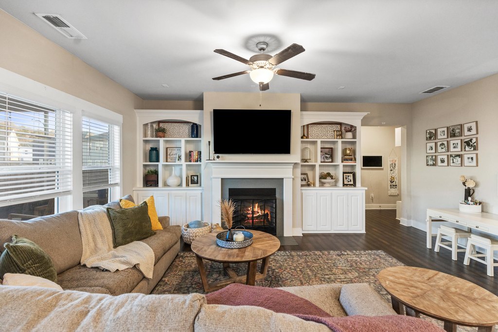 Ooltewah, Tennessee, 37363, United States, 4 Bedrooms Bedrooms, ,3 BathroomsBathrooms,Residential,Forsale,2009573