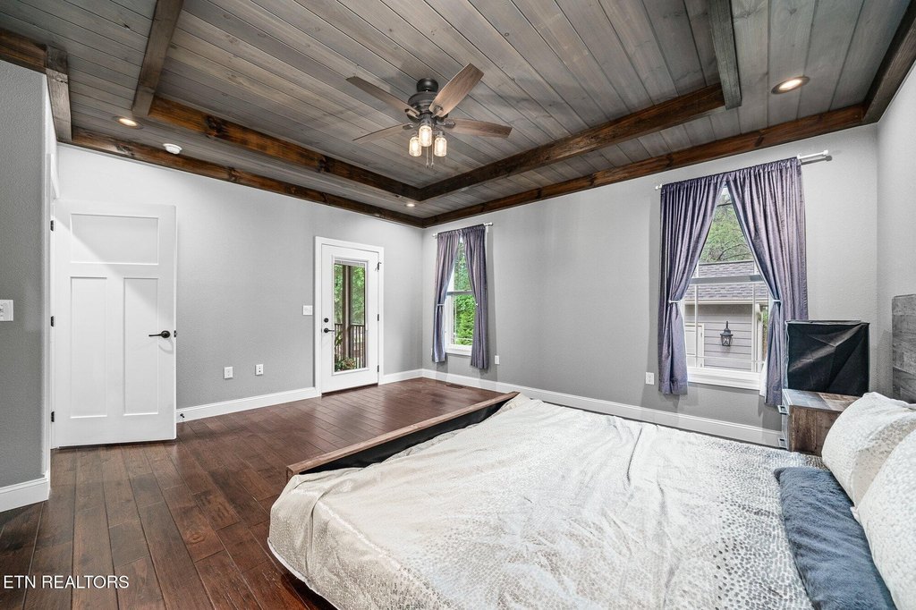 Crossville, Tennessee, 38558, United States, 3 Bedrooms Bedrooms, ,2.5 BathroomsBathrooms,Residential,Forsale,1907856