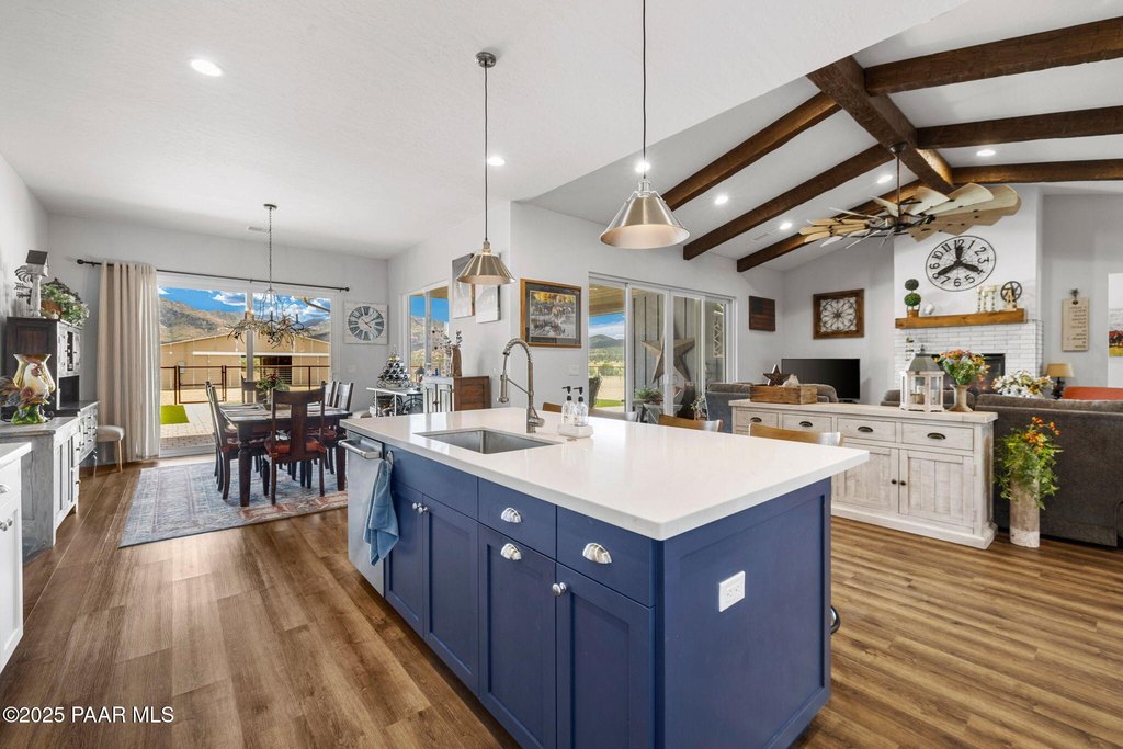 Prescott, Arizona, 86305, United States, 5 Bedrooms Bedrooms, ,3.5 BathroomsBathrooms,Residential,Forsale,1994066