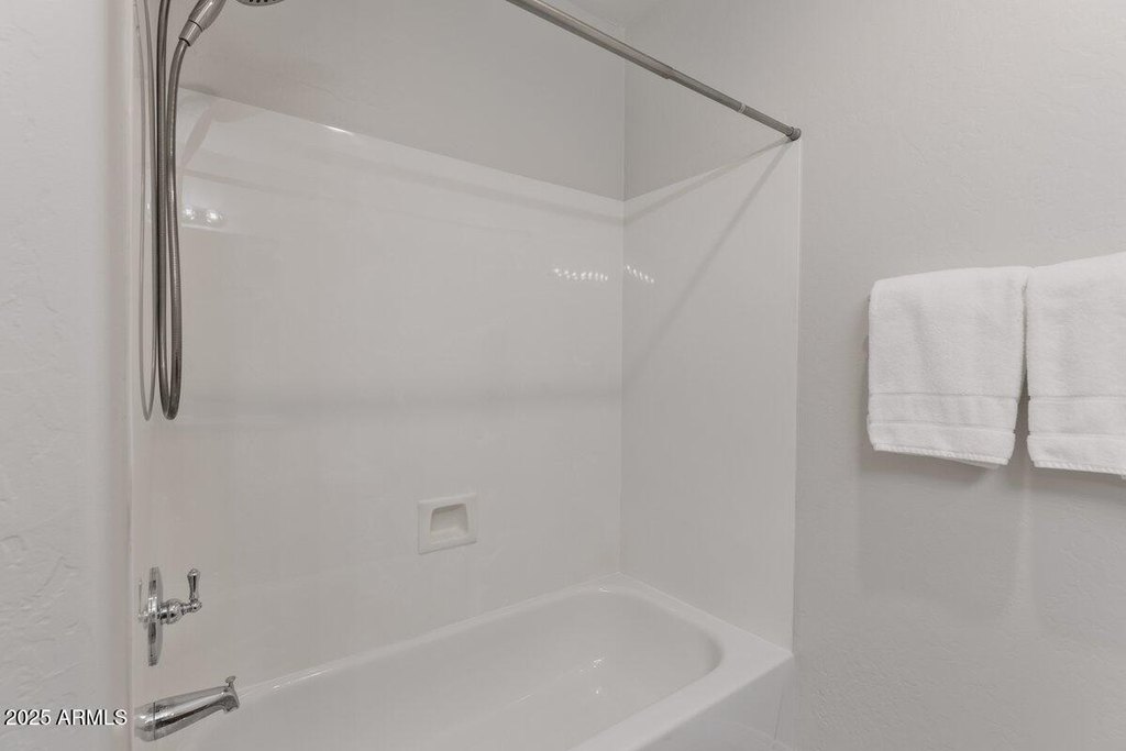 Scottsdale, Arizona, 85260, United States, 3 Bedrooms Bedrooms, ,2 BathroomsBathrooms,Residential,Forsale,2004921