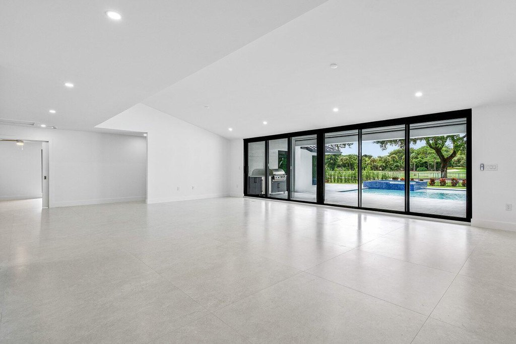 Delray Beach, Florida, 33445, United States, 4 Bedrooms Bedrooms, ,4.5 BathroomsBathrooms,Residential,Forsale,1952520