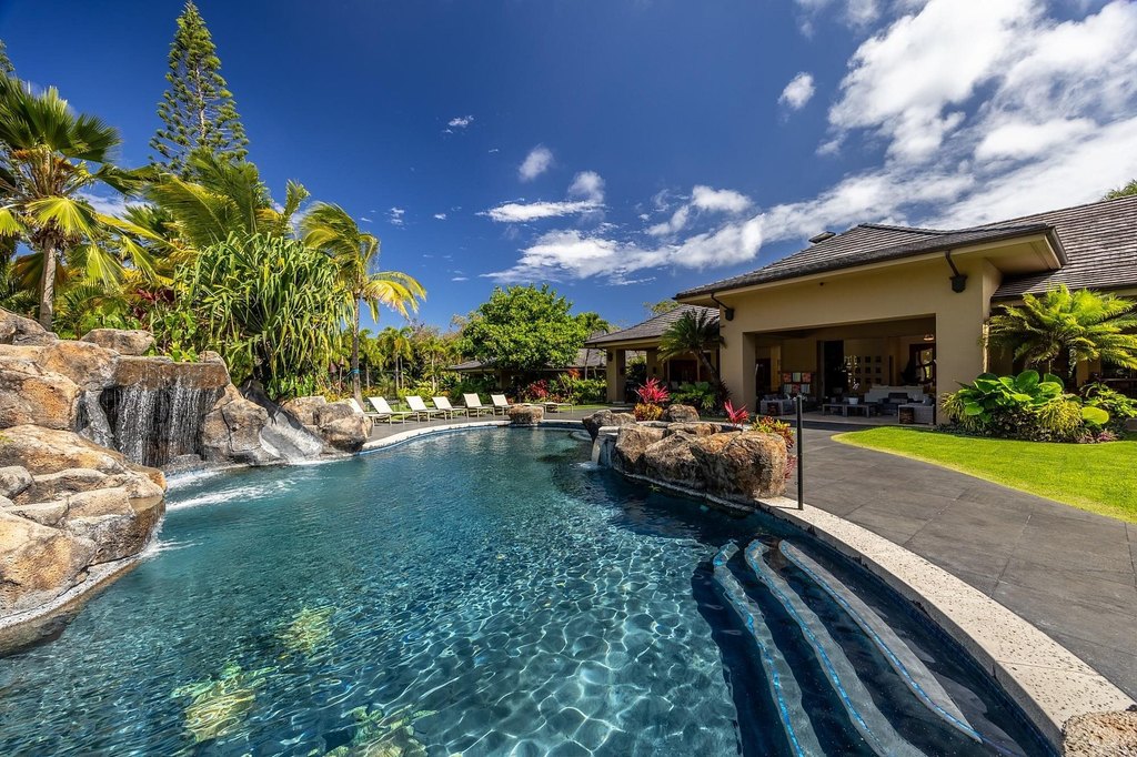 Lahaina, Hawaii, 96761, United States, 3 Bedrooms Bedrooms, ,3.5 BathroomsBathrooms,Residential,Forsale,2004557