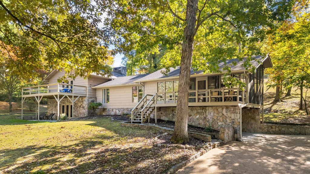 Chattanooga, Tennessee, 37416, United States, 4 Bedrooms Bedrooms, ,3.5 BathroomsBathrooms,Residential,Forsale,1995344 Chattanooga, Tennessee, 37416, United States, 4 Bedrooms Bedrooms, ,3.5 BathroomsBathrooms,Residential,Forsale,1995344