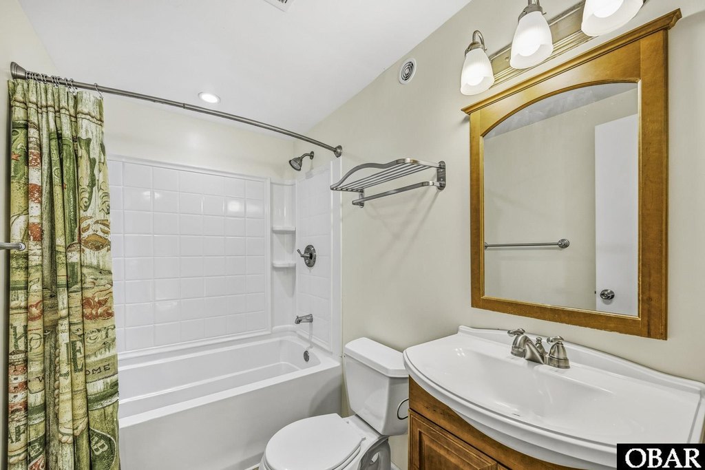 Avon, North Carolina, 27915, United States, 4 Bedrooms Bedrooms, ,2 BathroomsBathrooms,Residential,Forsale,2010260