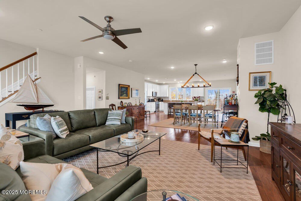 Highlands, New Jersey, 07732, United States, 3 Bedrooms Bedrooms, ,3.5 BathroomsBathrooms,Residential,Forsale,2004841