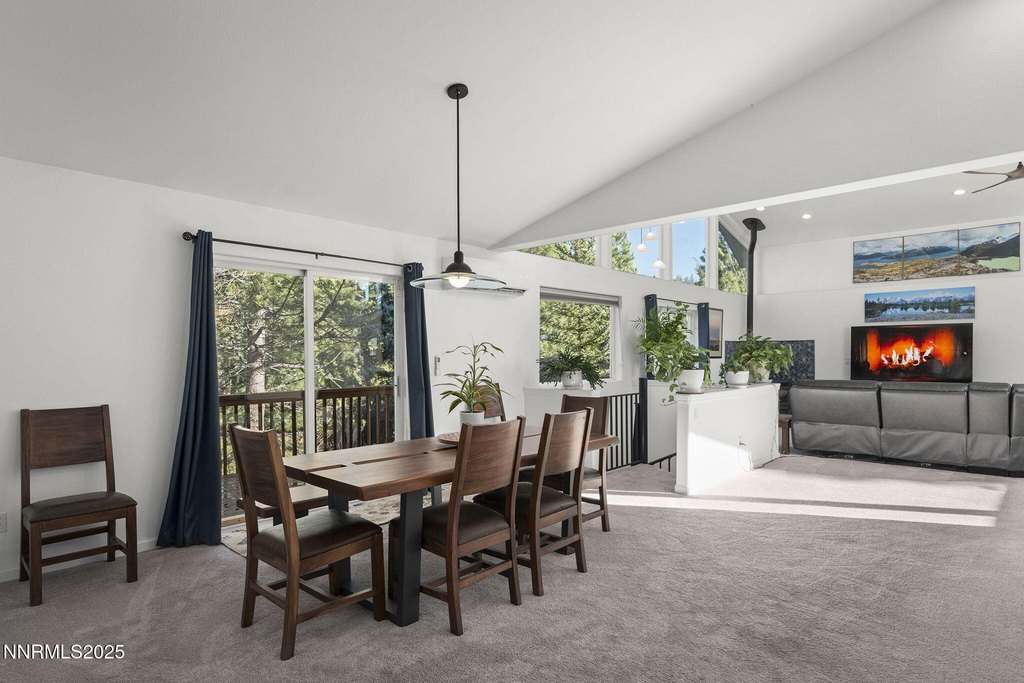 Reno, Nevada, 89511, United States, 3 Bedrooms Bedrooms, ,3.5 BathroomsBathrooms,Residential,Forsale,2012829