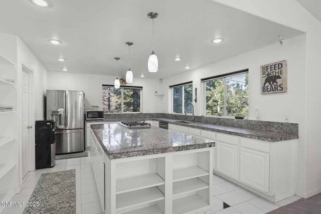 Reno, Nevada, 89511, United States, 3 Bedrooms Bedrooms, ,3.5 BathroomsBathrooms,Residential,Forsale,2012829