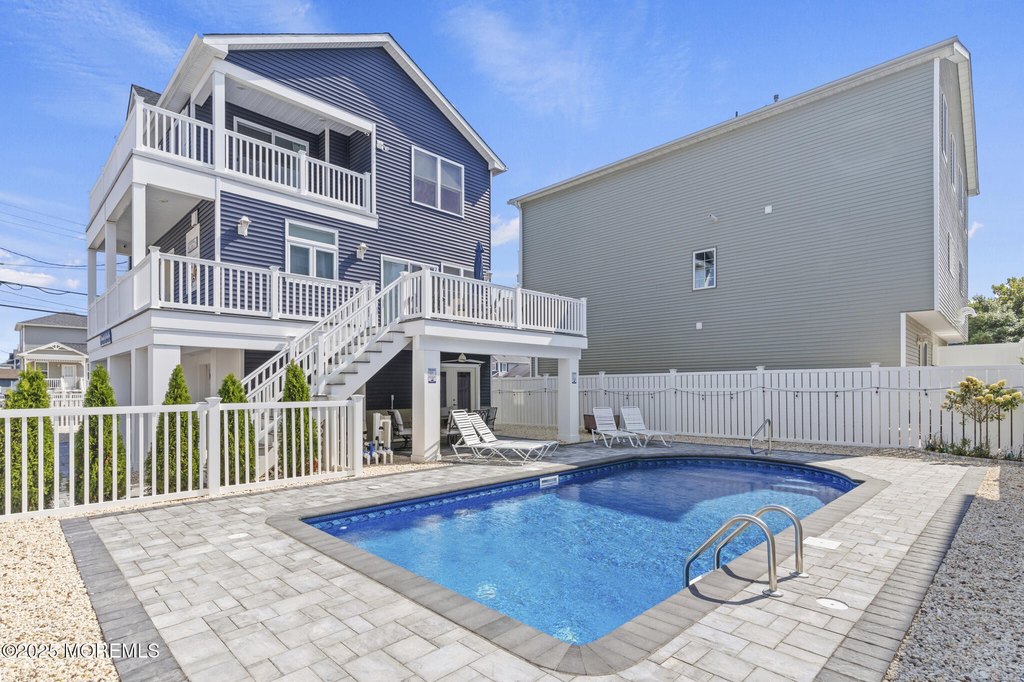 Seaside Heights, New Jersey, 08751, United States, 4 Bedrooms Bedrooms, ,3 BathroomsBathrooms,Residential,Forsale,2012969