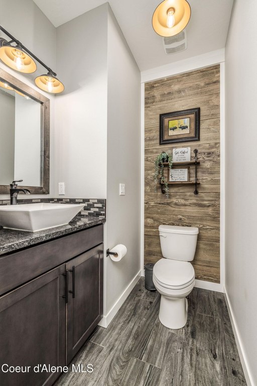 Coeur d'Alene, Idaho, 83814, United States, 4 Bedrooms Bedrooms, ,3 BathroomsBathrooms,Residential,Forsale,1984580