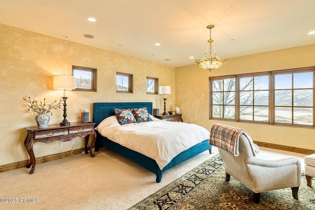 Hideout, Utah, 84036, United States, 5 Bedrooms Bedrooms, ,5.5 BathroomsBathrooms,Residential,Forsale,1994176