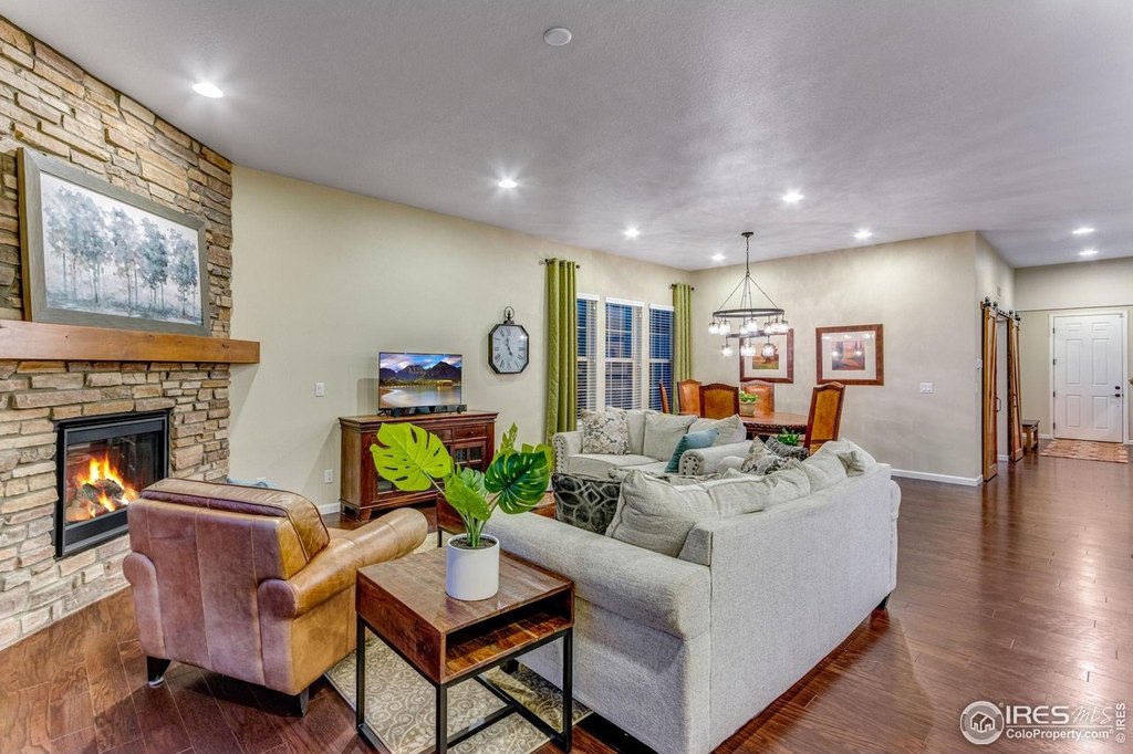 Fort Collins, Colorado, 80528, United States, 4 Bedrooms Bedrooms, ,4 BathroomsBathrooms,Residential,Forsale,2009196