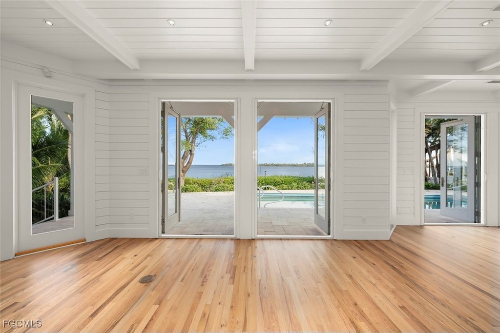 Captiva, Florida, 33924, United States, 3 Bedrooms Bedrooms, ,3 BathroomsBathrooms,Residential,Forsale,2011969