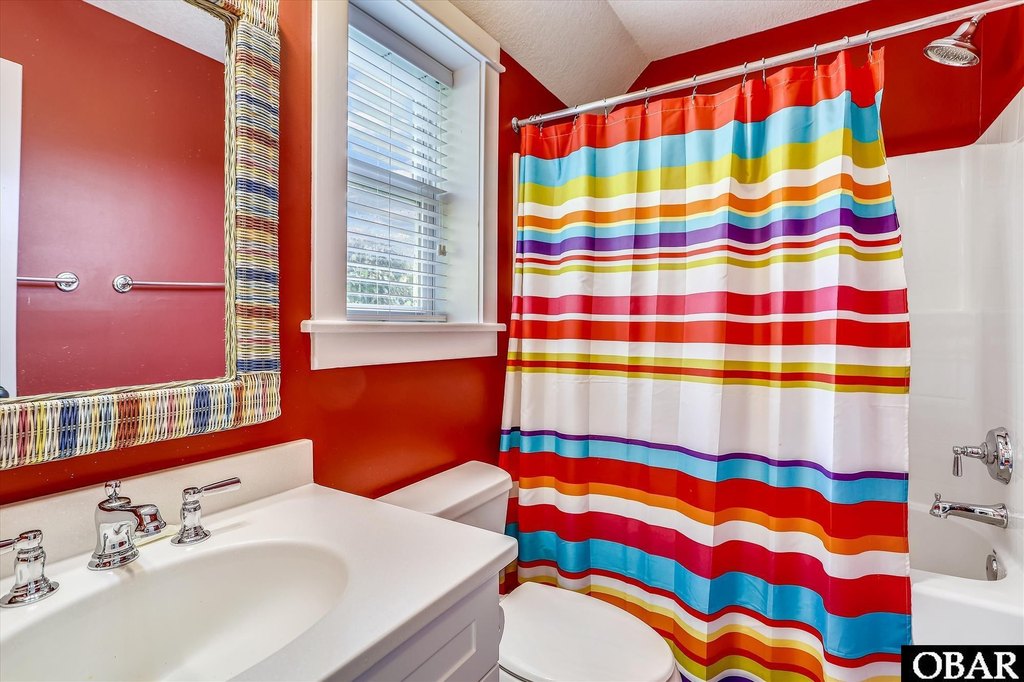 Duck, North Carolina, 27949, United States, 5 Bedrooms Bedrooms, ,5.5 BathroomsBathrooms,Residential,Forsale,2010256