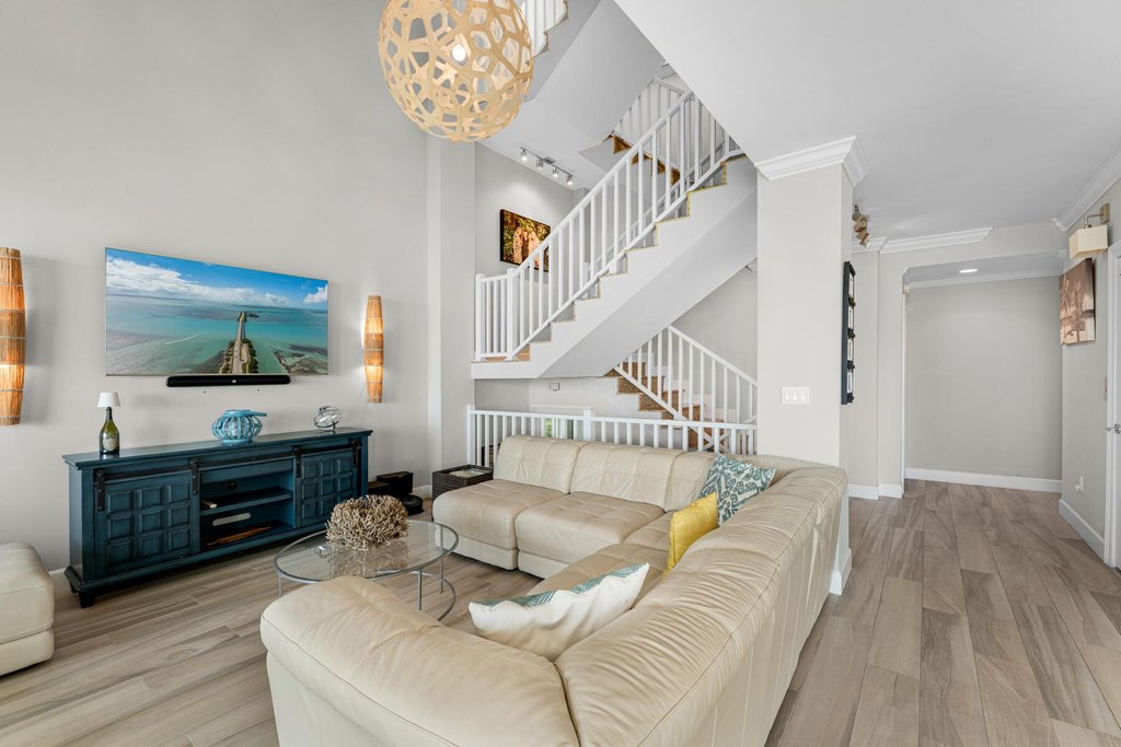 Key Largo, Florida, 33037, United States, 5 Bedrooms Bedrooms, ,3.5 BathroomsBathrooms,Residential,Forsale,1971978