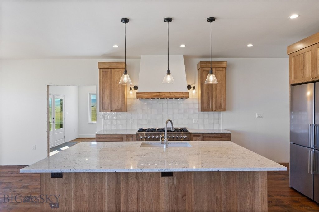 Ennis, Montana, 59729, United States, 4 Bedrooms Bedrooms, ,4.5 BathroomsBathrooms,Residential,Forsale,1986960