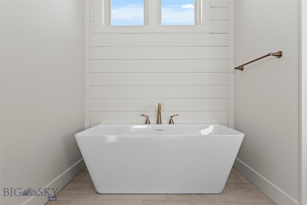 Ennis, Montana, 59729, United States, 4 Bedrooms Bedrooms, ,4.5 BathroomsBathrooms,Residential,Forsale,1986960