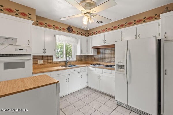 Tinton Falls, New Jersey, 07724, United States, 5 Bedrooms Bedrooms, ,2.5 BathroomsBathrooms,Residential,Forsale,1972265