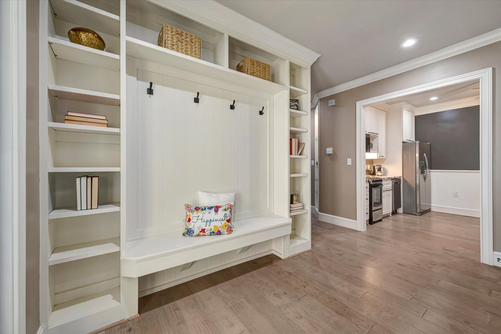 Seabrook, Texas, 77586, United States, 5 Bedrooms Bedrooms, ,4 BathroomsBathrooms,Residential,Forsale,1954136