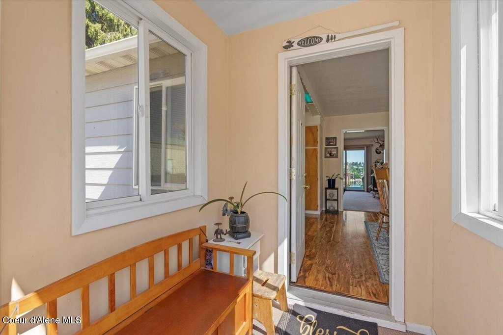 Coeur d'Alene, Idaho, 83814, United States, 3 Bedrooms Bedrooms, ,2 BathroomsBathrooms,Residential,Forsale,1984578