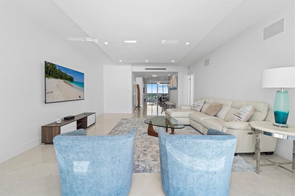 Fort Lauderdale, Florida, 33308, United States, 2 Bedrooms Bedrooms, ,2.5 BathroomsBathrooms,Residential,Forsale,1968240