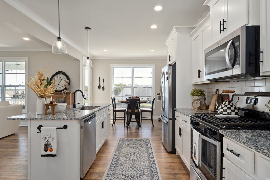 Cookeville, Tennessee, 38501, United States, 3 Bedrooms Bedrooms, ,2.5 BathroomsBathrooms,Residential,Forsale,1996610