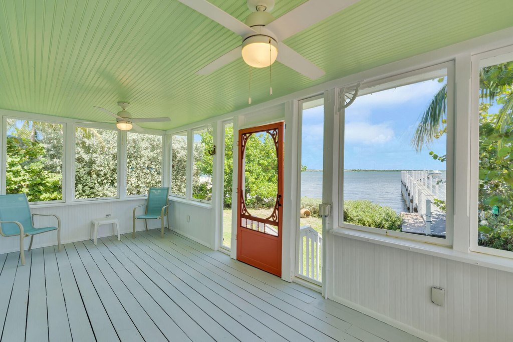 Summerland Key, Florida, 33042, United States, 2 Bedrooms Bedrooms, ,2 BathroomsBathrooms,Residential,Forsale,1971997