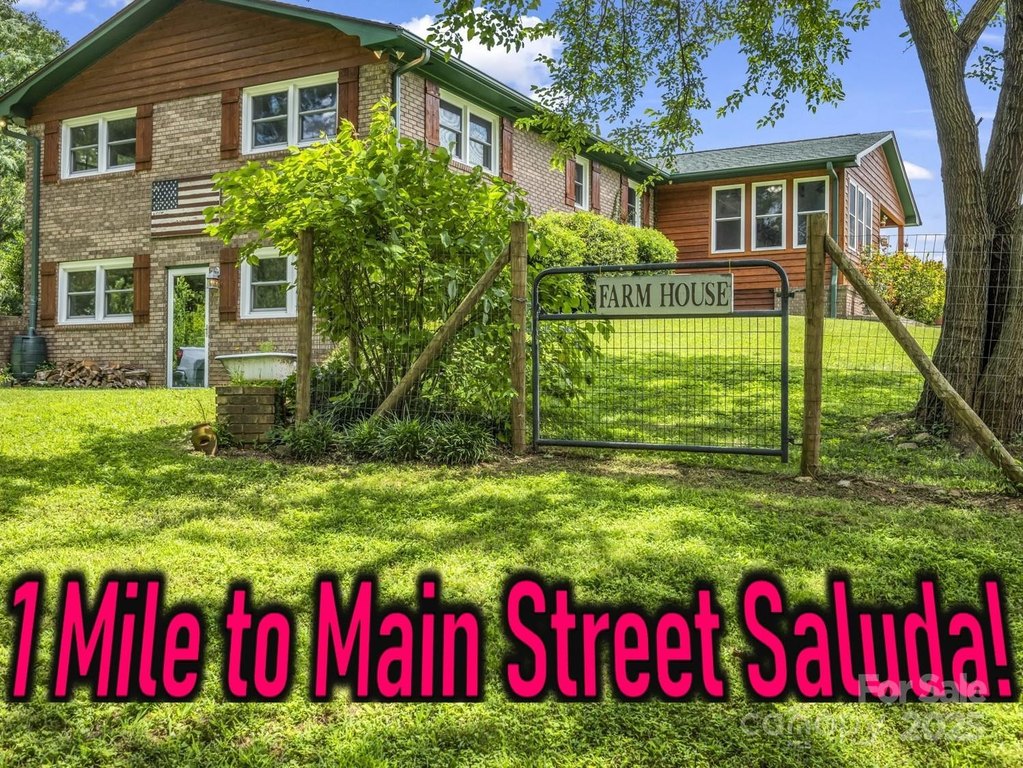 Saluda, North Carolina, 28773, United States, 4 Bedrooms Bedrooms, ,2 BathroomsBathrooms,Residential,Forsale,1960269