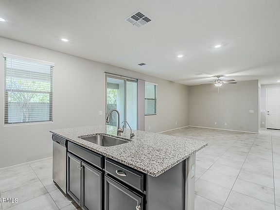 Gilbert, Arizona, 85296, United States, 3 Bedrooms Bedrooms, ,2 BathroomsBathrooms,Residential,Forsale,1953469