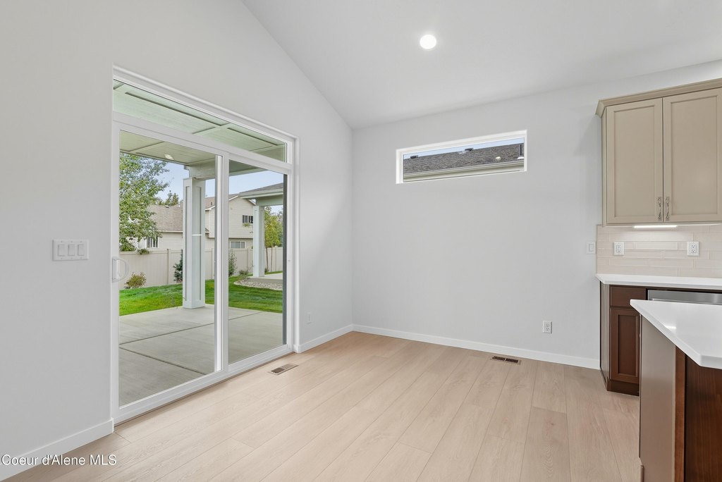 Coeur d'Alene, Idaho, 83815, United States, 4 Bedrooms Bedrooms, ,3 BathroomsBathrooms,Residential,Forsale,1984592