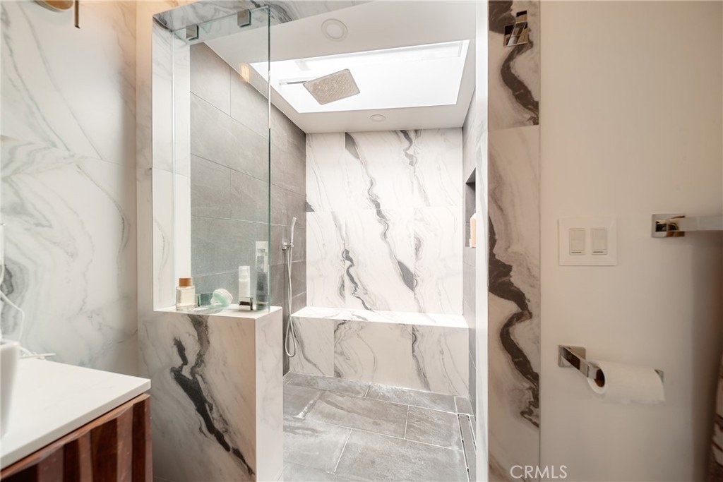 Los Angeles, California, 90046, United States, 3 Bedrooms Bedrooms, ,2 BathroomsBathrooms,Residential,Forsale,1985943