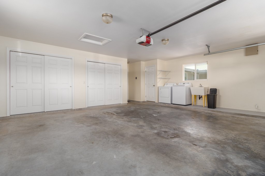 Keaau, Hawaii, 96749, United States, 3 Bedrooms Bedrooms, ,2 BathroomsBathrooms,Residential,Forsale,1989839