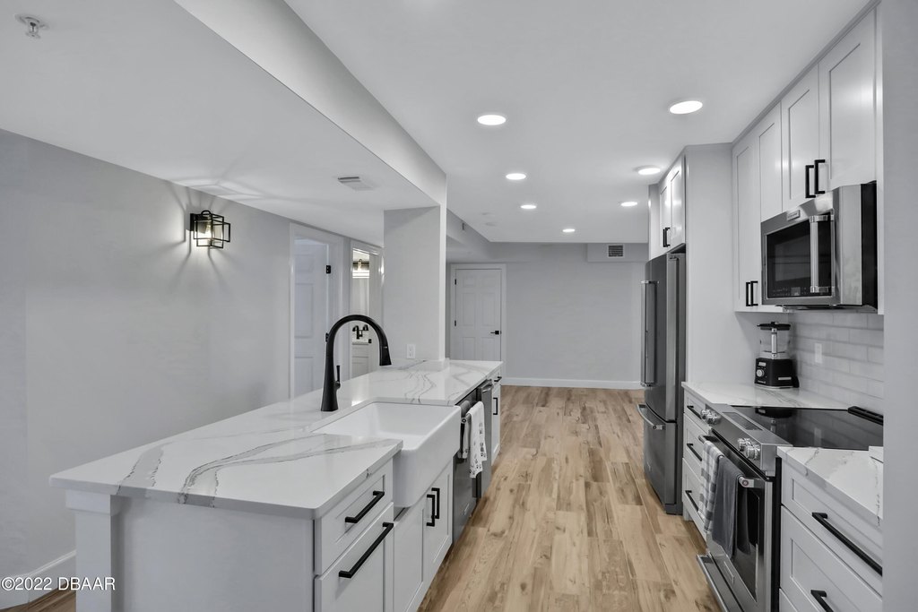 Daytona Beach Shores, Florida, 32118, United States, 3 Bedrooms Bedrooms, ,3 BathroomsBathrooms,Residential,Forsale,2007382