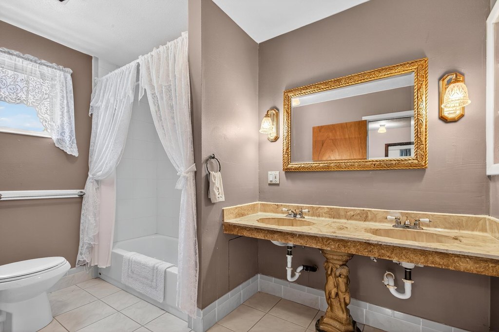 Crescent City, Florida, 32112, United States, 5 Bedrooms Bedrooms, ,3 BathroomsBathrooms,Residential,Forsale,2004868