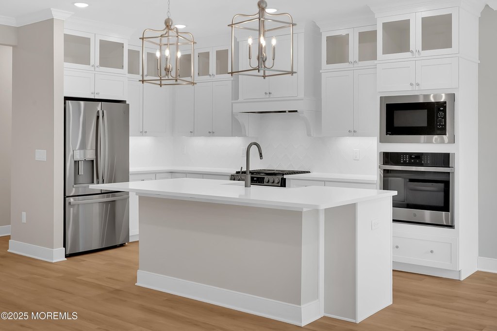 Manalapan, New Jersey, 07726, United States, 3 Bedrooms Bedrooms, ,3.5 BathroomsBathrooms,Residential,Forsale,1984550