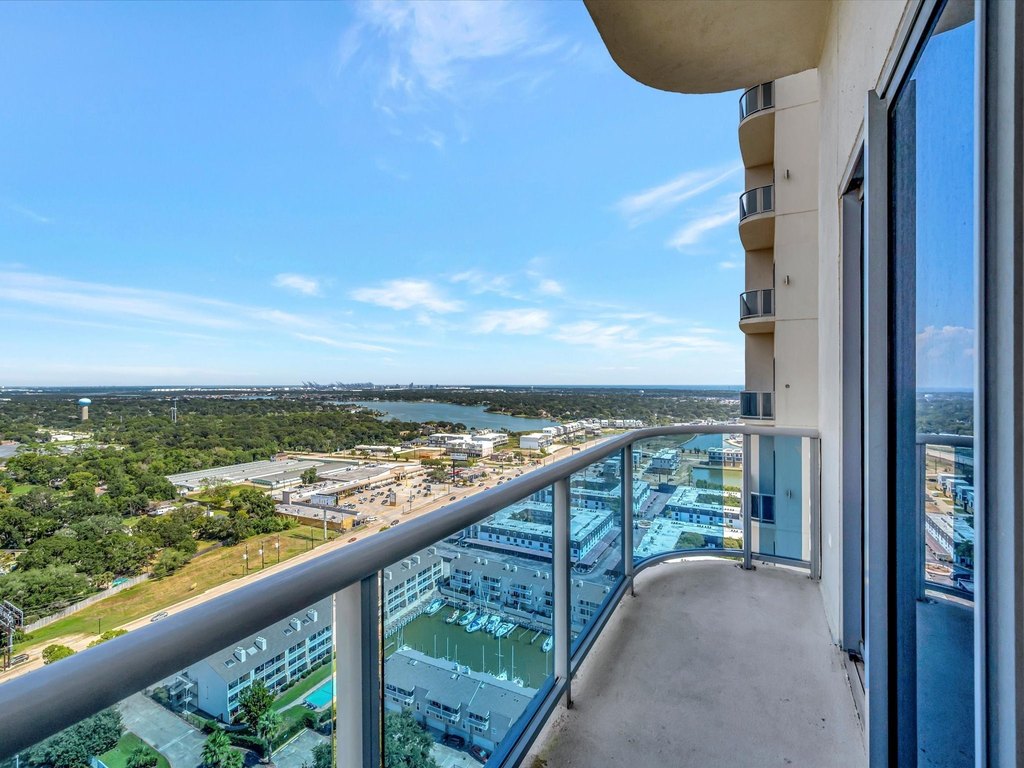 Seabrook, Texas, 77586, United States, 3 Bedrooms Bedrooms, ,2.5 BathroomsBathrooms,Residential,Forsale,1973434