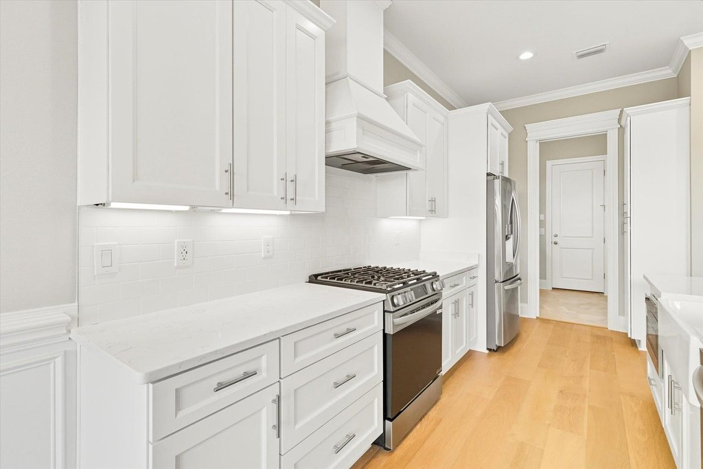 Tallahassee, Florida, 32312, United States, 4 Bedrooms Bedrooms, ,3 BathroomsBathrooms,Residential,Forsale,1995100