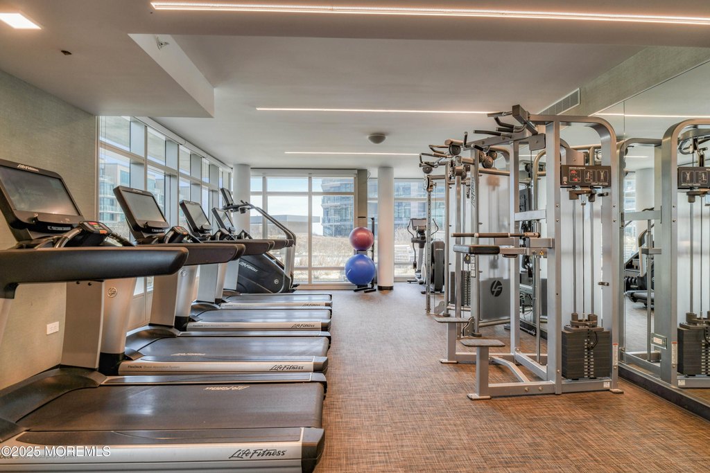 Long Branch, New Jersey, 07740, United States, 1 Bedroom Bedrooms, ,1 BathroomBathrooms,Residential,Forsale,1984571