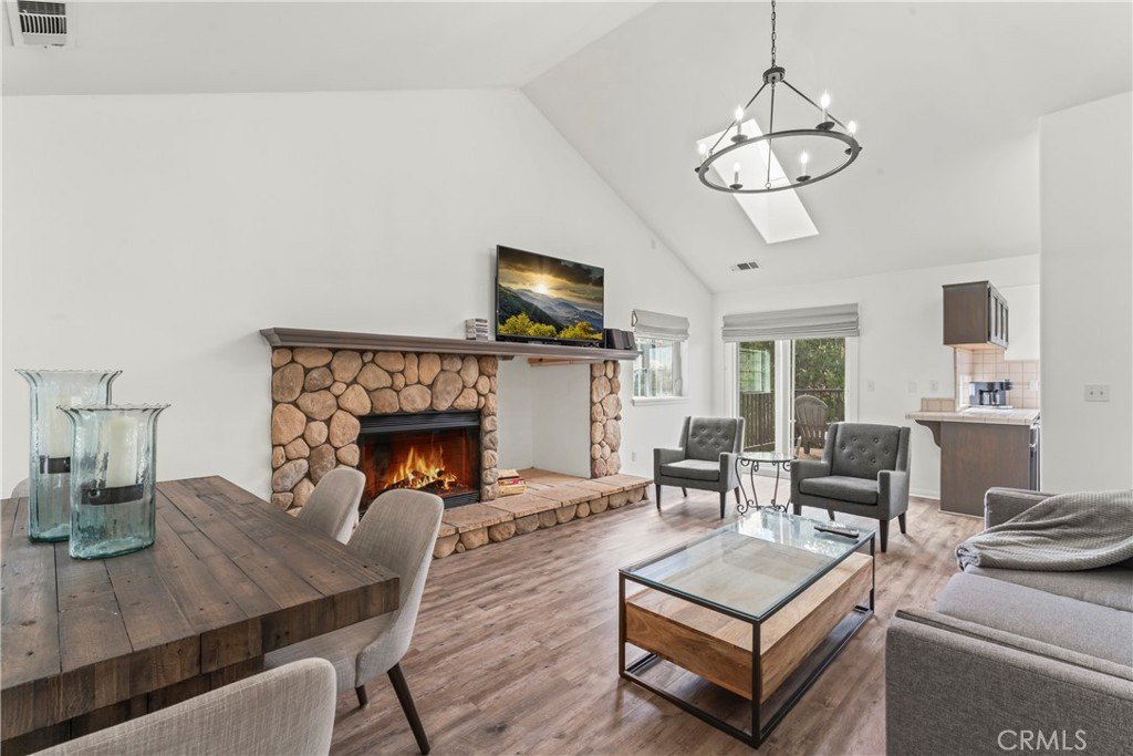 Lake Arrowhead, California, 92352, United States, 3 Bedrooms Bedrooms, ,2.5 BathroomsBathrooms,Residential,Forsale,1971045