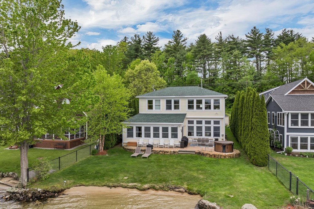 Laconia, New Hampshire, 03246, United States, 5 Bedrooms Bedrooms, ,3 BathroomsBathrooms,Residential,Forsale,1893890