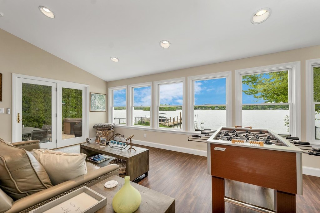 Laconia, New Hampshire, 03246, United States, 5 Bedrooms Bedrooms, ,3 BathroomsBathrooms,Residential,Forsale,1893890