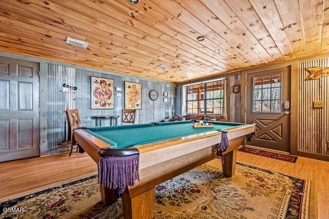 Sevierville, Tennessee, 37862, United States, 3 Bedrooms Bedrooms, ,3 BathroomsBathrooms,Residential,Forsale,1910187