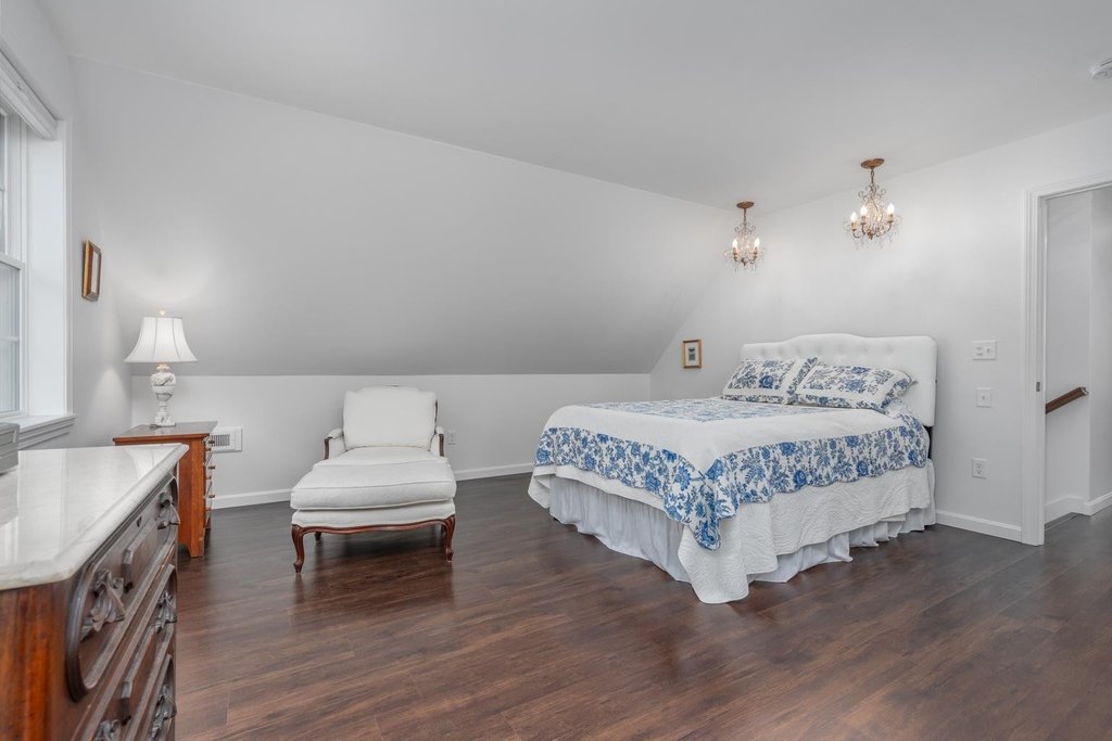 Barnstead, New Hampshire, 03225, United States, 3 Bedrooms Bedrooms, ,2 BathroomsBathrooms,Residential,Forsale,2002419