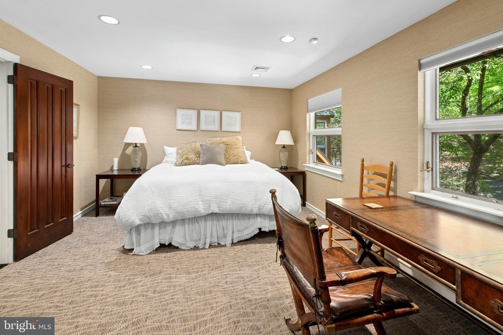 HENRYVILLE, Pennsylvania, 18332, United States, 6 Bedrooms Bedrooms, ,7.5 BathroomsBathrooms,Residential,Forsale,2014635