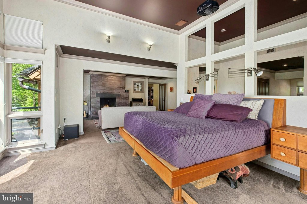 HENRYVILLE, Pennsylvania, 18332, United States, 6 Bedrooms Bedrooms, ,7.5 BathroomsBathrooms,Residential,Forsale,2014635