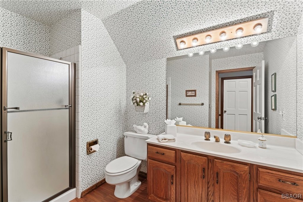 Lake Arrowhead, California, 92352, United States, 5 Bedrooms Bedrooms, ,5 BathroomsBathrooms,Residential,Forsale,1886287