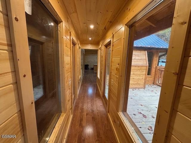 Sevierville, Tennessee, 37876, United States, 2 Bedrooms Bedrooms, ,2 BathroomsBathrooms,Residential,Forsale,1893696