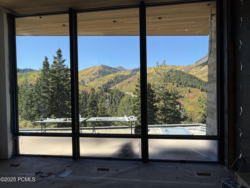 Park City, Utah, 84060, United States, 6 Bedrooms Bedrooms, ,7.5 BathroomsBathrooms,Residential,Forsale,2000251