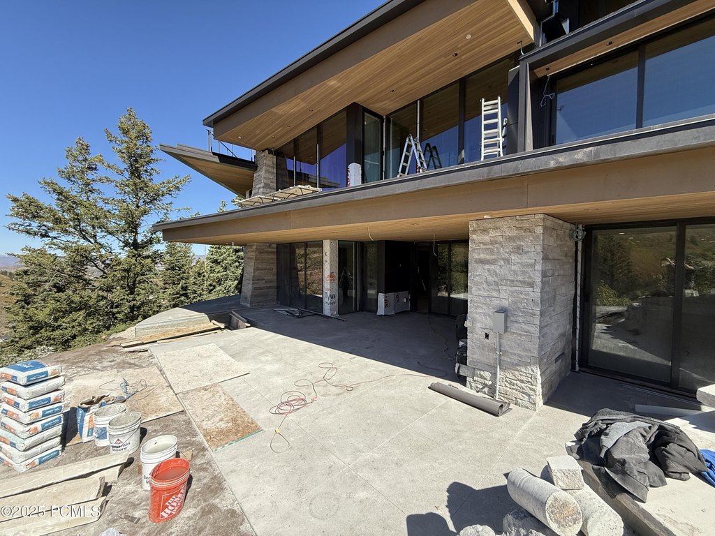 Park City, Utah, 84060, United States, 6 Bedrooms Bedrooms, ,7.5 BathroomsBathrooms,Residential,Forsale,2000251